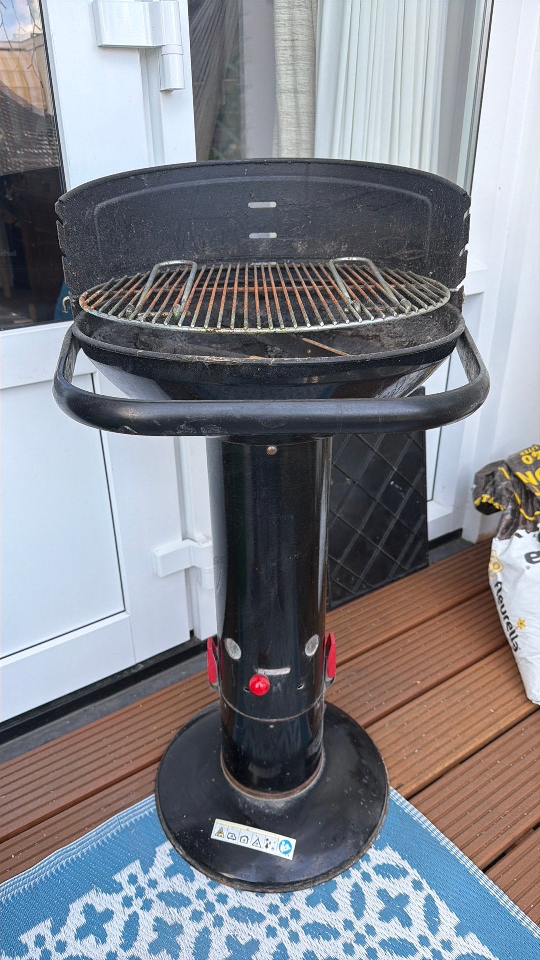 Gratis ophalen: houtskool Barbecook BBQ, Tuin en Terras, Houtskoolbarbecues, Ophalen, Gebruikt