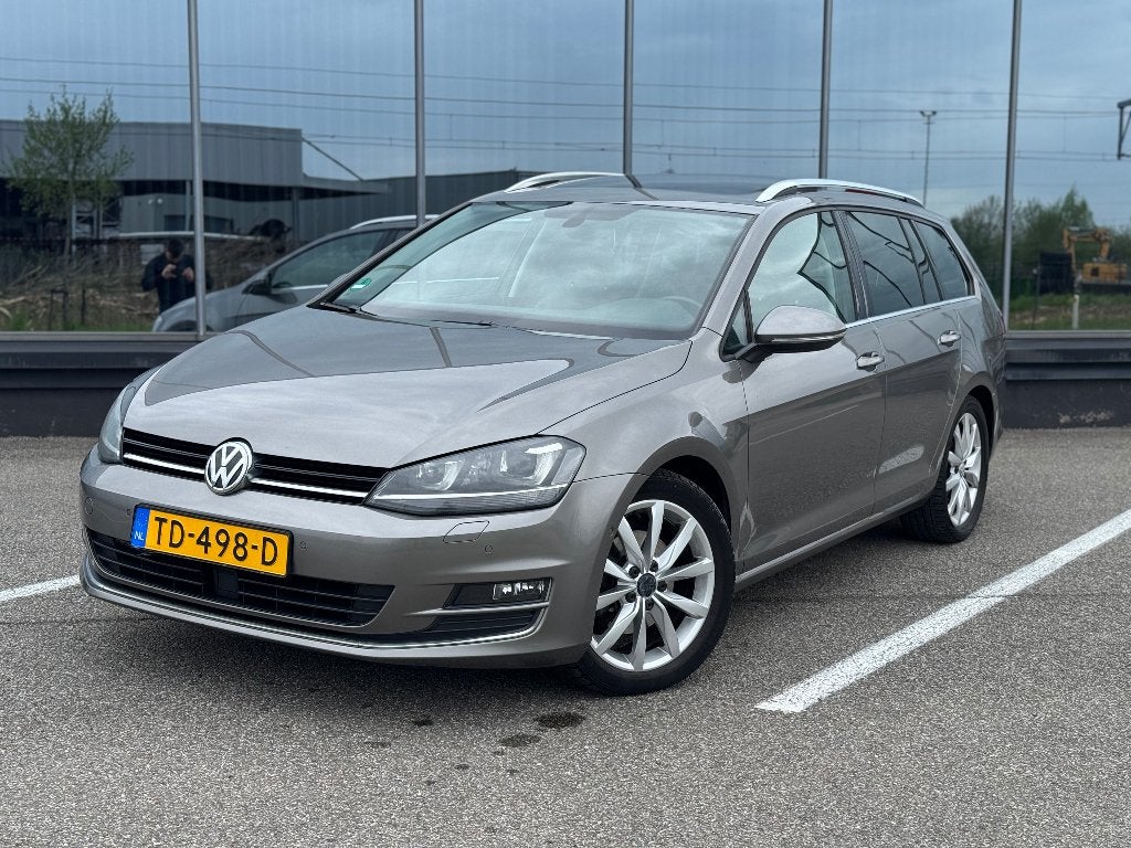 Volkswagen Golf 1.4 TSI 140PK Variant PANO XENON ACC Keyless, Voorwielaandrijving, 1254 kg, 4 cilinders, Handgeschakeld