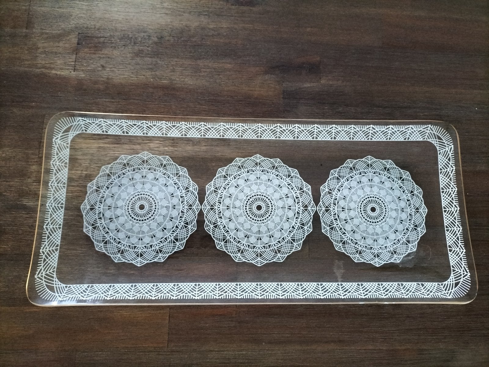 Vintage dienblad met mandala patroon, Kunststof, Serveerschaal, Ophalen of Verzenden, Zo goed als nieuw
