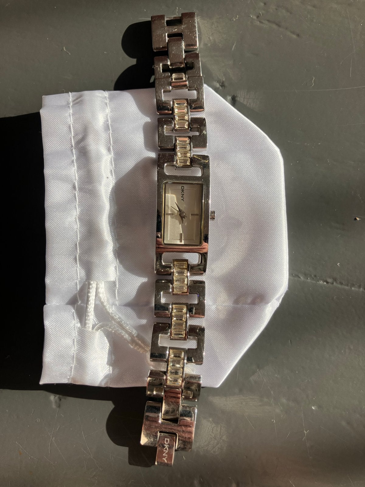 DKNY RVS dameshorloge, Sieraden, Tassen en Uiterlijk, Horloges | Dames, Gebruikt, Staal, DKNY, Polshorloge