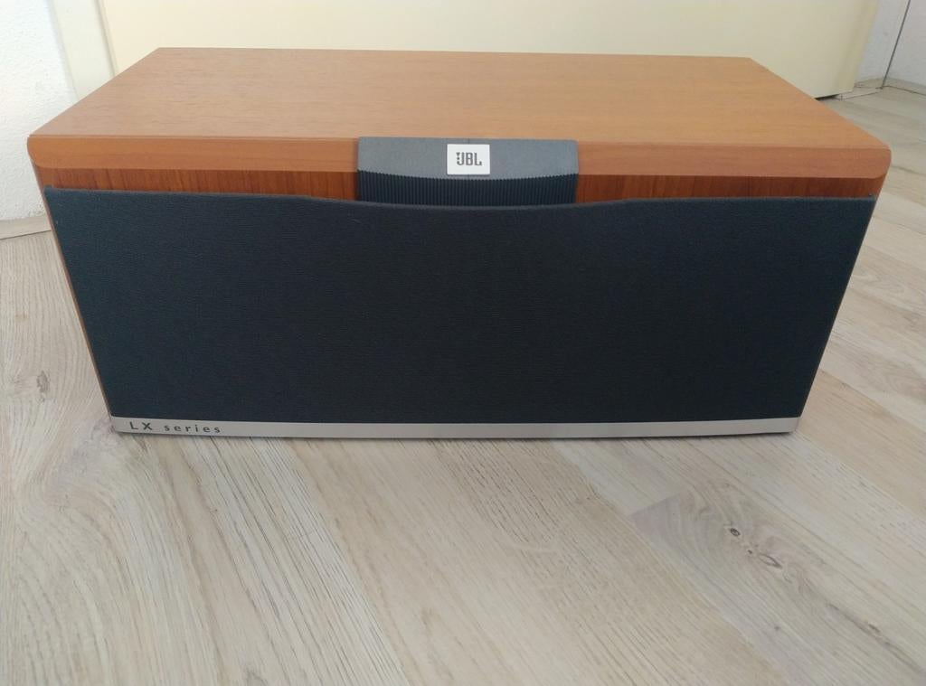 JBL center speaker izgst, Audio, Tv en Foto, Luidsprekers, JBL, Ophalen of Verzenden, Zo goed als nieuw, 120 watt of meer