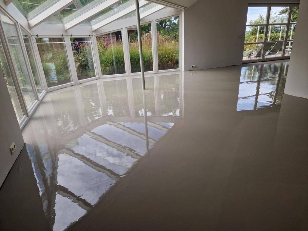 egaliseren van vloeren 12,50m², 75 m² of meer, Nieuw, Ophalen of Verzenden, Grijs