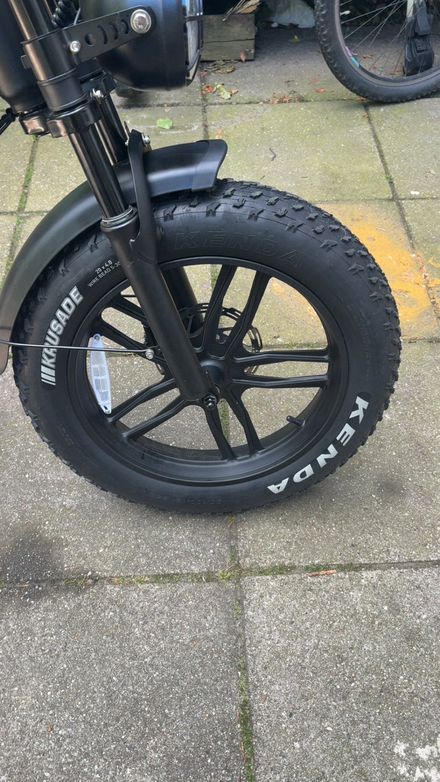 Fatbike buitenband vervangen geen binnenband, Ophalen, Zo goed als nieuw, Overige modellen