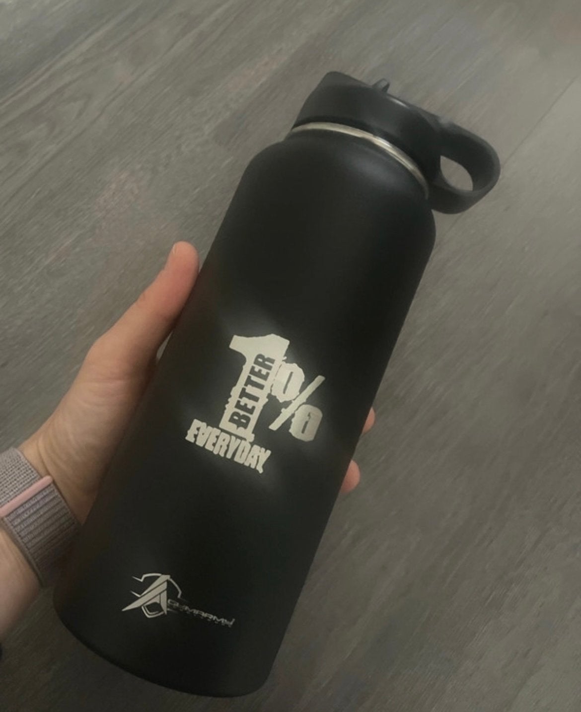 Nieuwe RVS Drinkfles 1 Liter - Zwart met Opdruk, Overige typen, Nieuw, Ophalen of Verzenden, Zwart