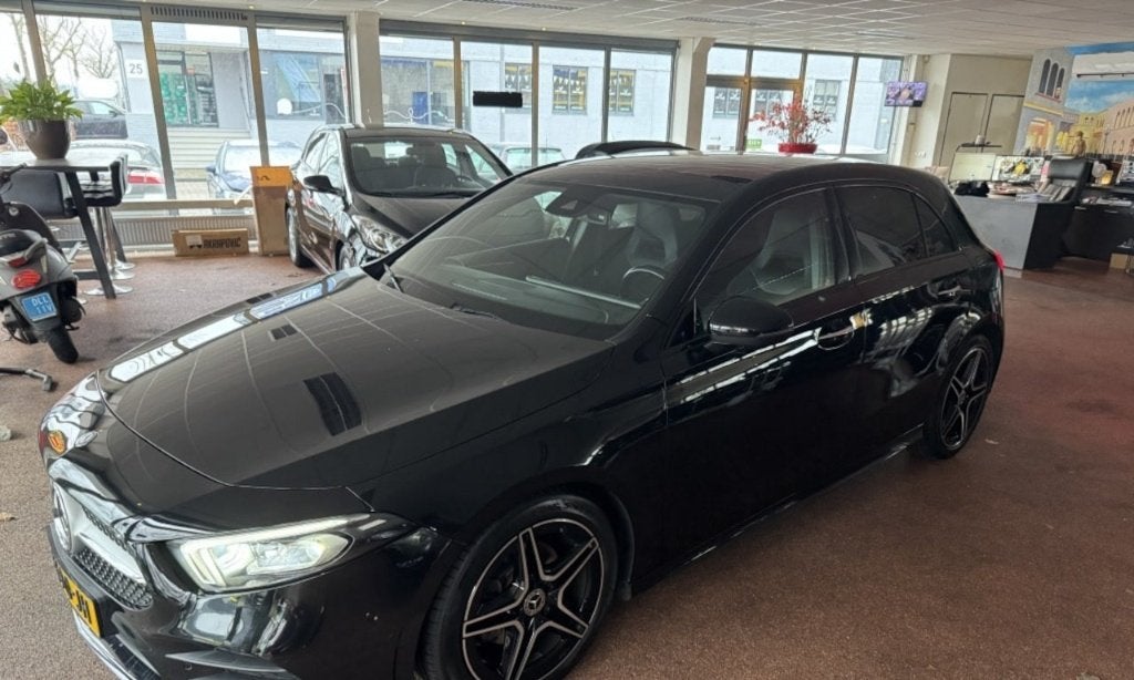 Mercedes-Benz A-Klasse A 200 163pk 7G-DCT 2021 Zwart, 4 cilinders, Particulier, 1600 kg, 685 kg