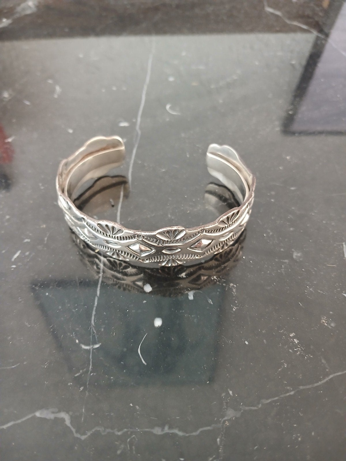 zilveren indianen armband  plus minus 50 jaar oud, Ophalen of Verzenden, Zo goed als nieuw, Zilver, Zilver