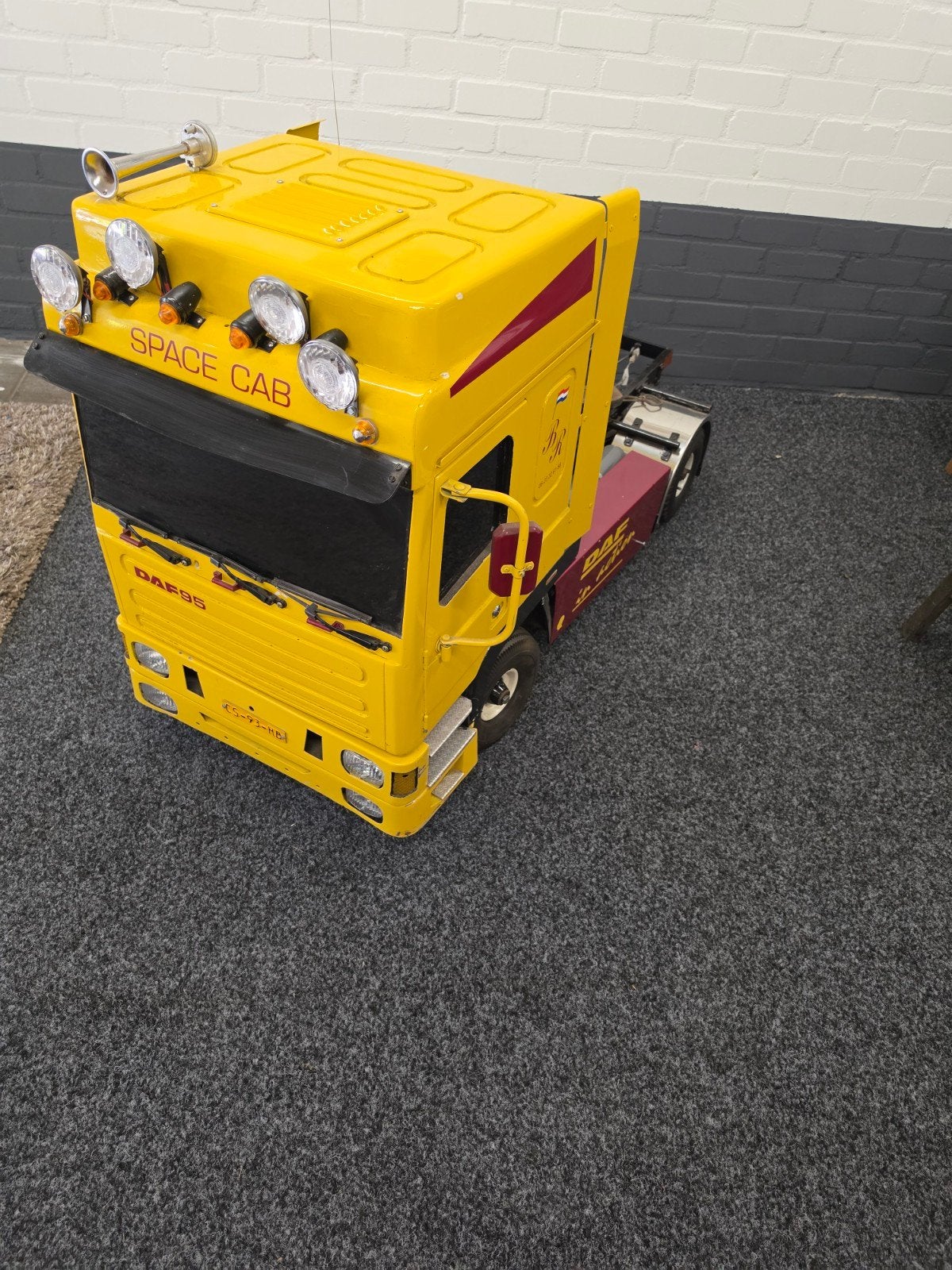RC Vrachtwagen DAF 1:4 met Trailer, Zenders en Ontvangers, Gebruikt, Auto onroad, RTR (Ready to Run), Overige schalen
