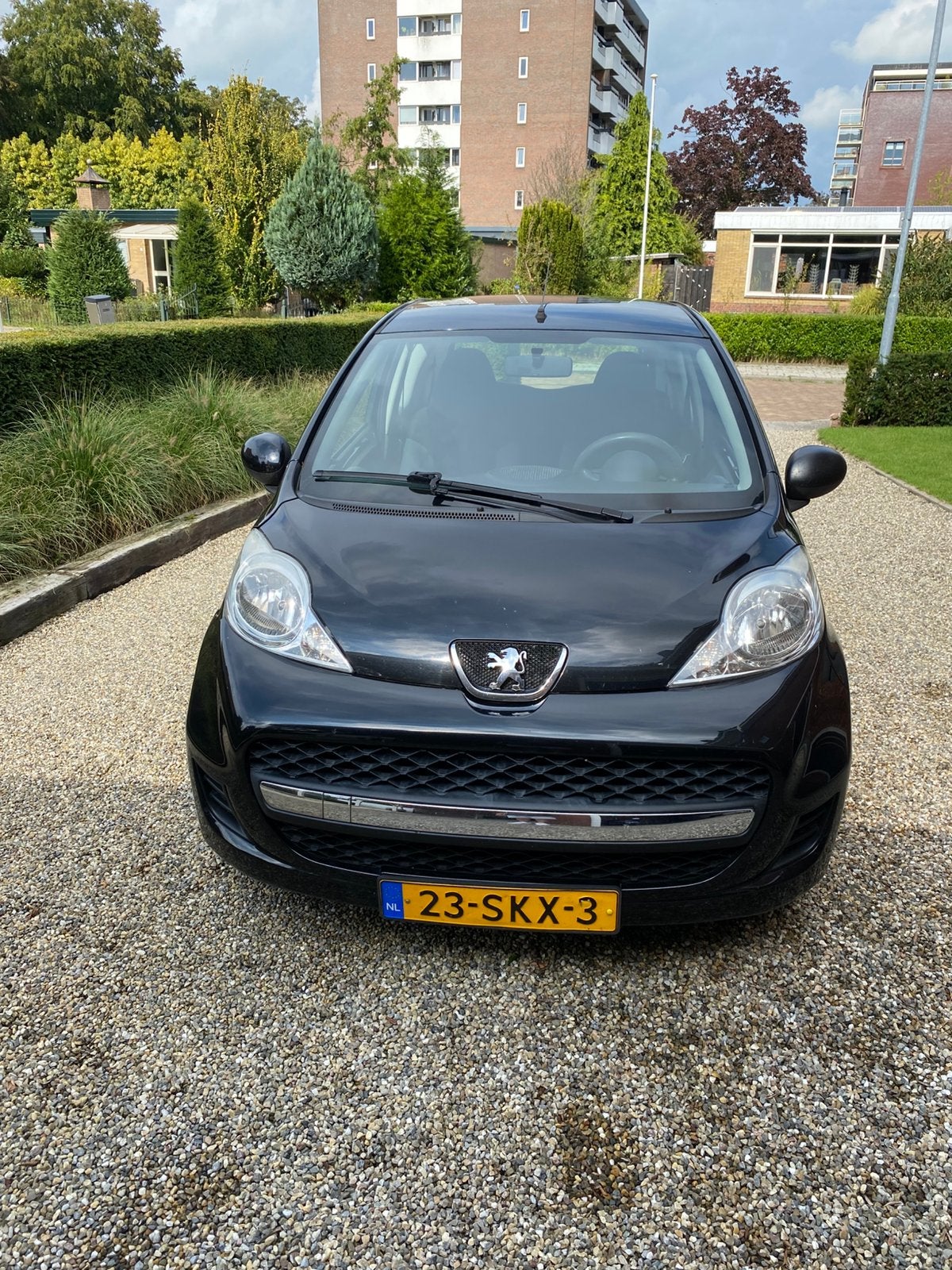 Peugeot 107 1.0 12V E-vti 68PK 3DR 2011 Zwart, Voorwielaandrijving, 4 stoelen, Origineel Nederlands, Handgeschakeld