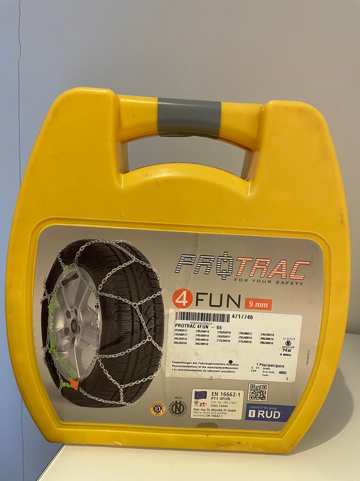 Sneeuwkettingen voor 19 inch 18 inch 17 inch max 295 breed, Ophalen, Nieuw
