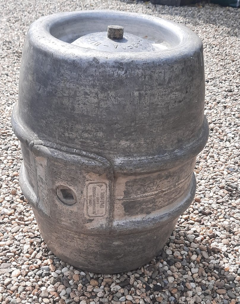 Biervaten / 2 stuks, Verzamelen, Ophalen, Gebruikt, Overige typen, Overige merken