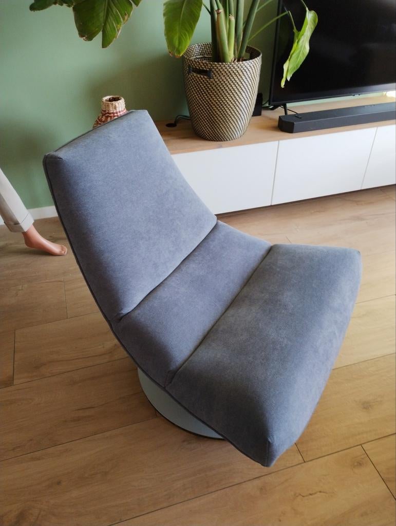 Montis Olivier fauteuil trompet voet, Ophalen, Zo goed als nieuw, 50 tot 75 cm