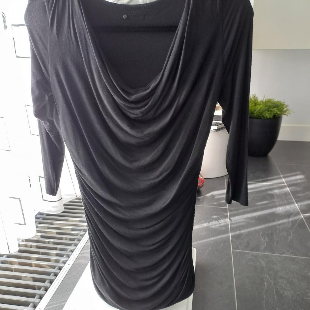 Leuk zwart waterval shirt maat S/M koopje nu, Zwart, Ophalen of Verzenden, Zo goed als nieuw, Korte mouw