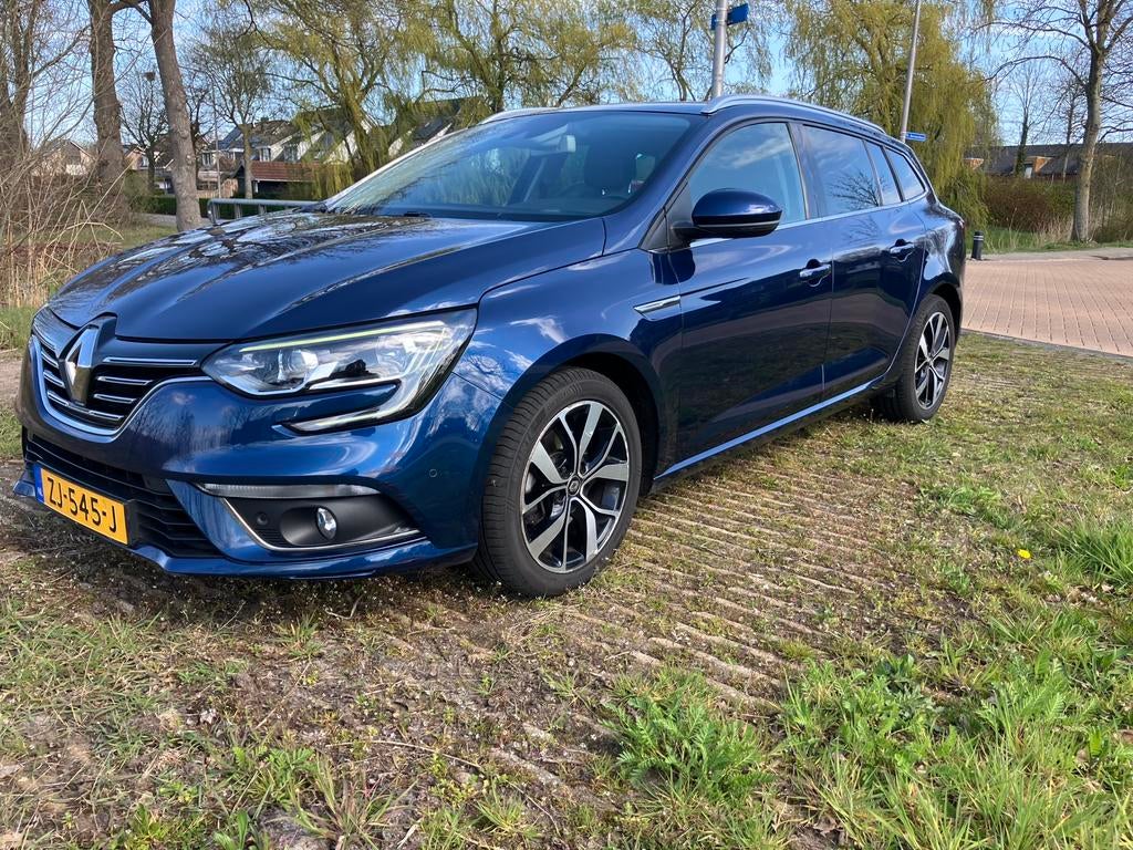 Renault Mégane 1.3 TCe 163 pk! Bose grandtour station, Auto's, Voorwielaandrijving, Zwart, 4 cilinders, Blauw
