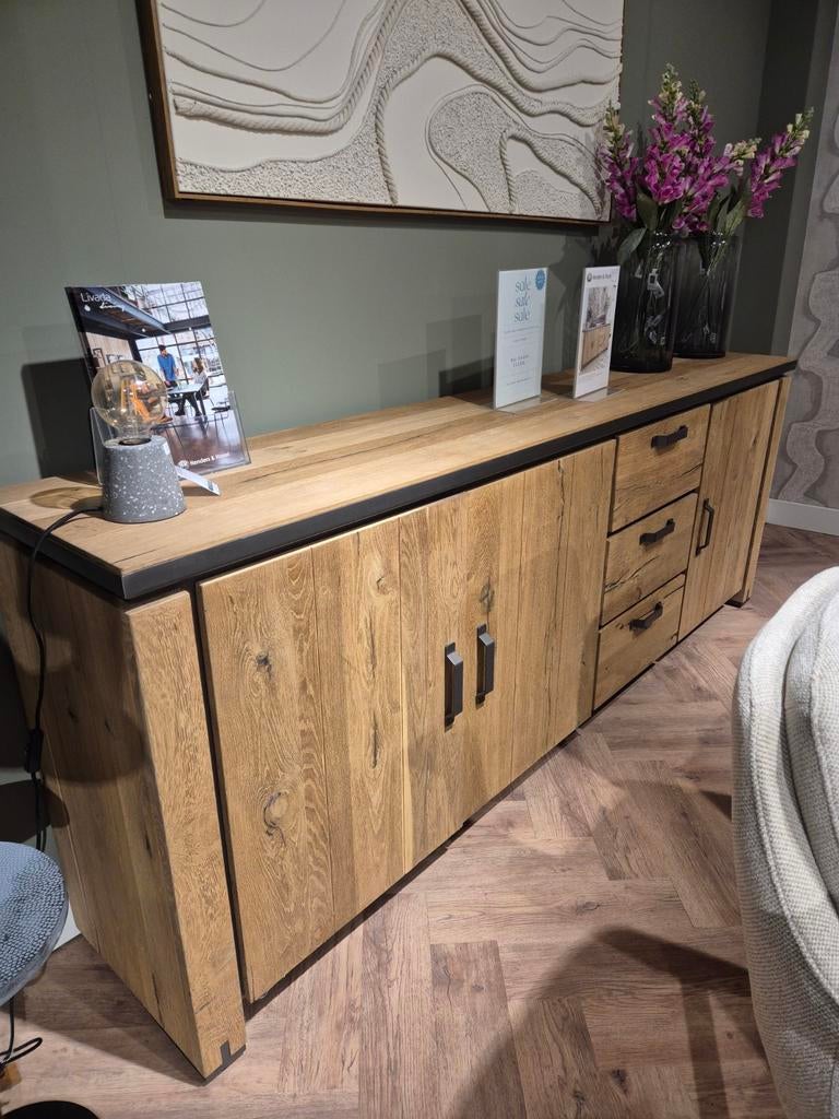 Henders en Hazel Farmland dressoir, Huis en Inrichting, Kasten | Dressoirs, Ophalen, Habufa, Eikenhout, ?