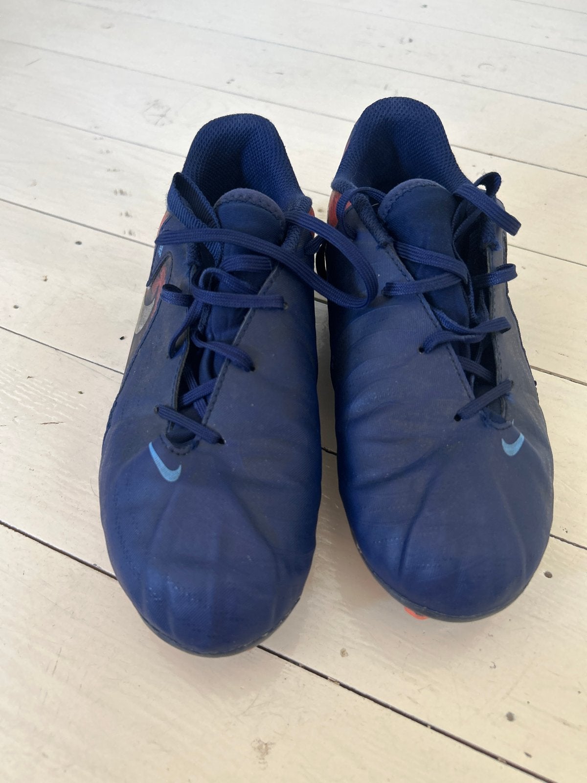 Nike voetbalschoenen maat 33,5, Ophalen, Gebruikt, Schoenen