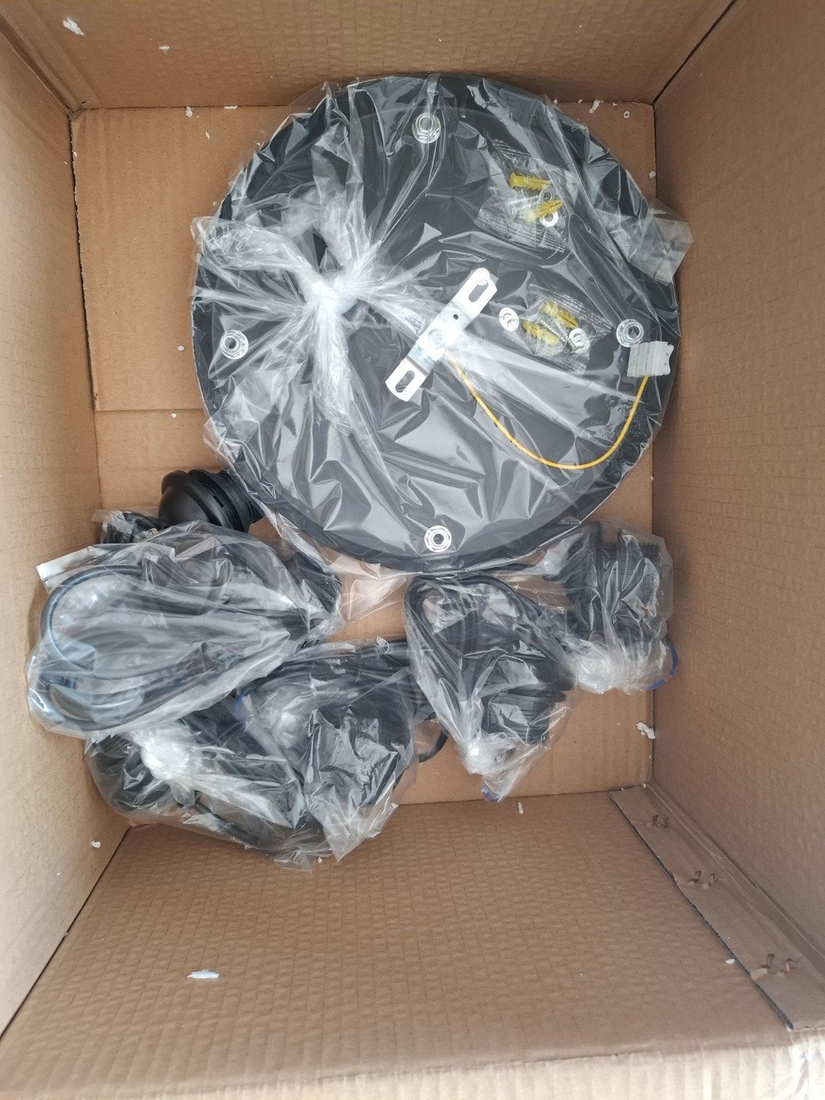 2x Zwarte Hanglampen voor Salontafel - Zonder Lichtbron, Huis en Inrichting, Lampen | Hanglampen, Nieuw, Metaal, E27 (groot), Ophalen of Verzenden
