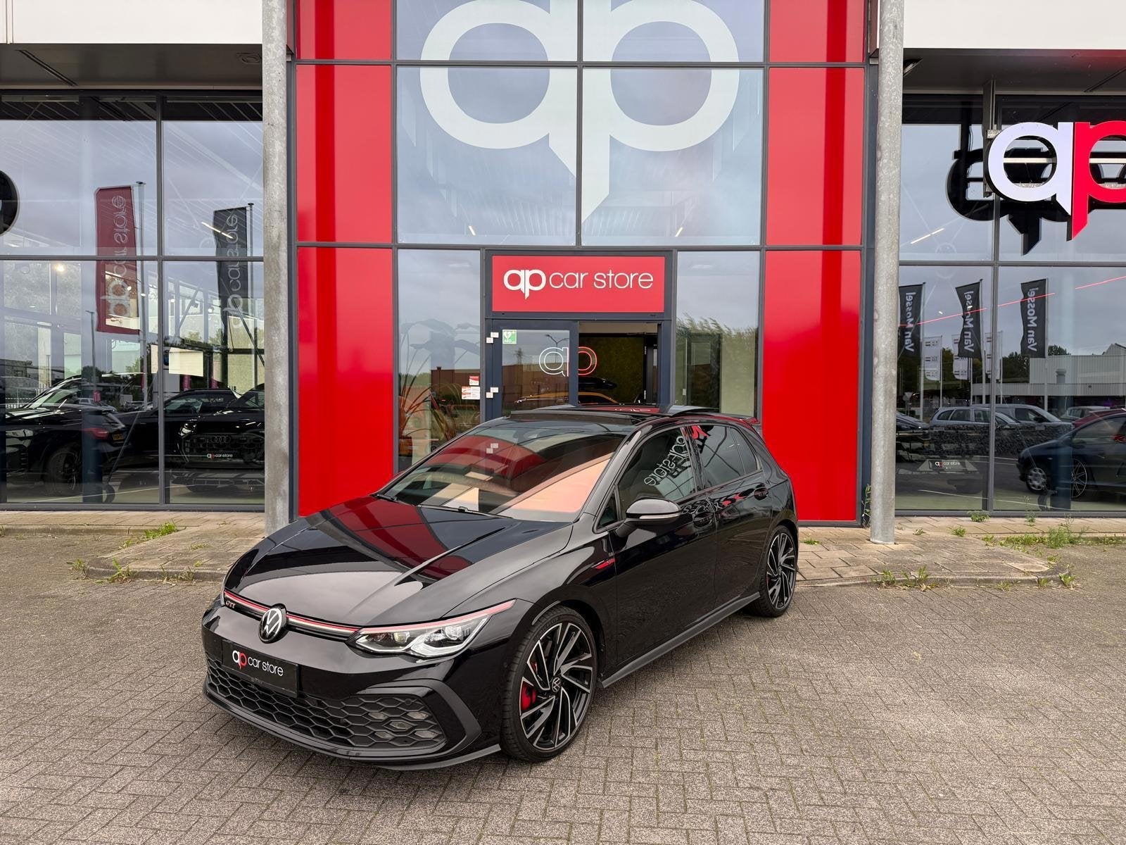 Volkswagen Golf 2.0 TSI GTI Panorama, Dealer onderhouden, 730 kg, Euro 6, 4 cilinders