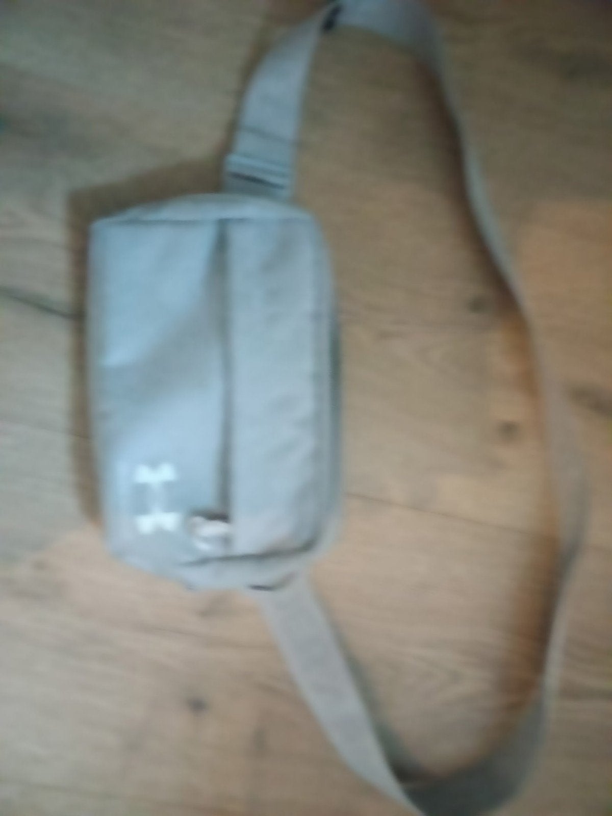 Under Armour schoudertasje - Grijs, Ophalen of Verzenden, Gebruikt, Grijs, Overige merken