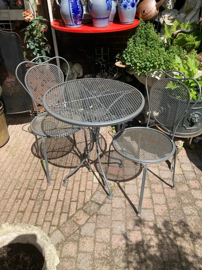 Metalen brocante  bistro set - 1 tafel, 2 stoelen, Ophalen, Overige materialen, Gebruikt, Eettafel