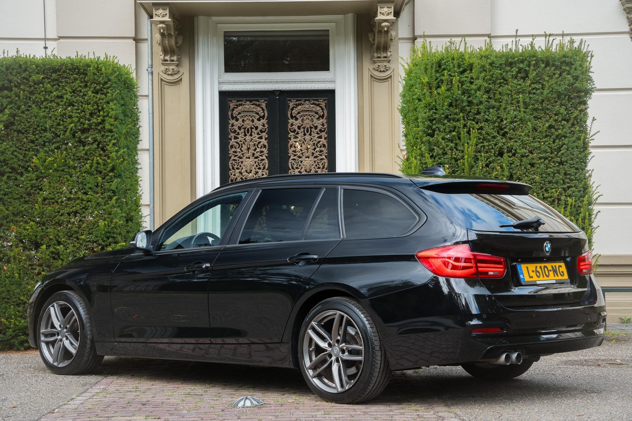 BMW 3-serie Touring 320i Executive LCI | TREKHAAK | PANO | H, Auto's, BMW, Automaat, 1998 cc, Euro 6, 4 cilinders
