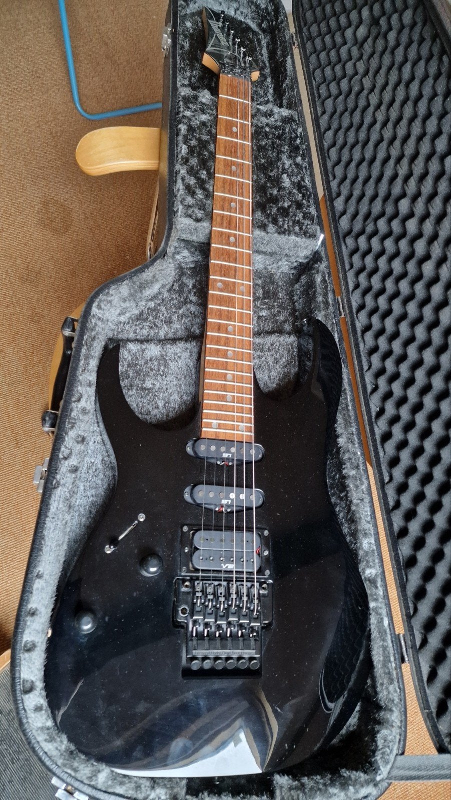 Ibanez RG 560 Series Elektrische Gitaar - Zwart, Ophalen, Gebruikt, Solid body, Ibanez