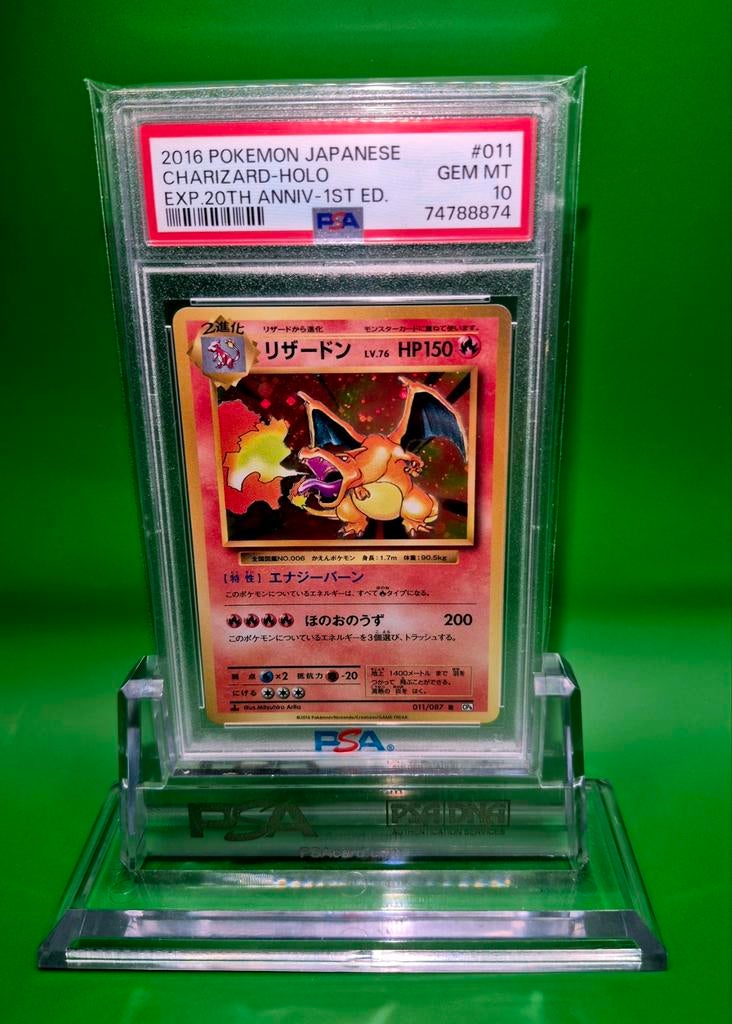 Pokémon charizard holo 1st edition japanese 20th anniversary, Ophalen of Verzenden