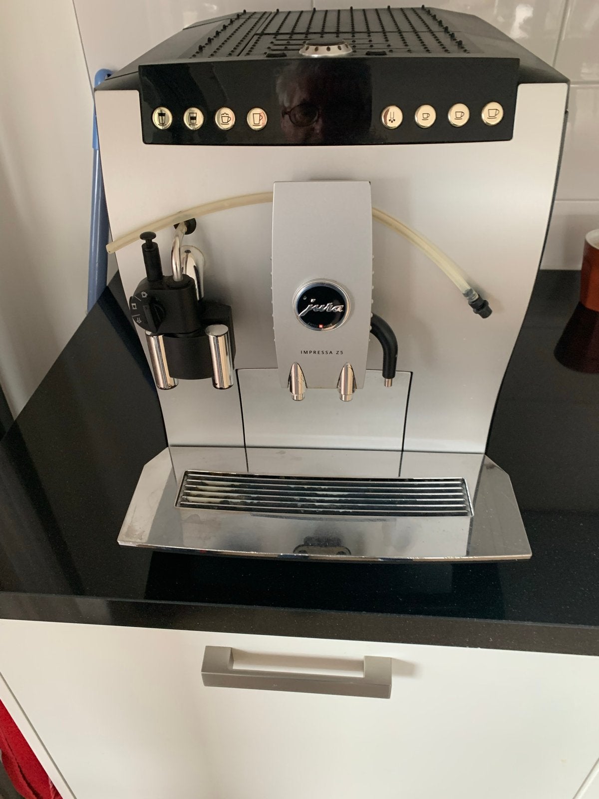 Jura Impressa Z5 Koffiemachine - Zo goed als nieuw, Witgoed en Apparatuur, Koffiezetapparaten, Ophalen, Afneembaar waterreservoir
