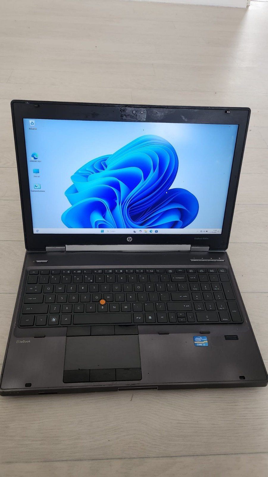 hp laptop DEFECT !!!! LEES ADVERTENTIE..., Computers en Software, Ophalen, 15 inch, 2 tot 3 Ghz