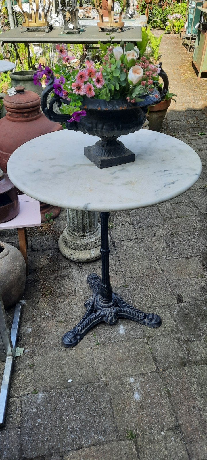 marmeren bistro tafeltje met zware gietijzeren voet, Ophalen