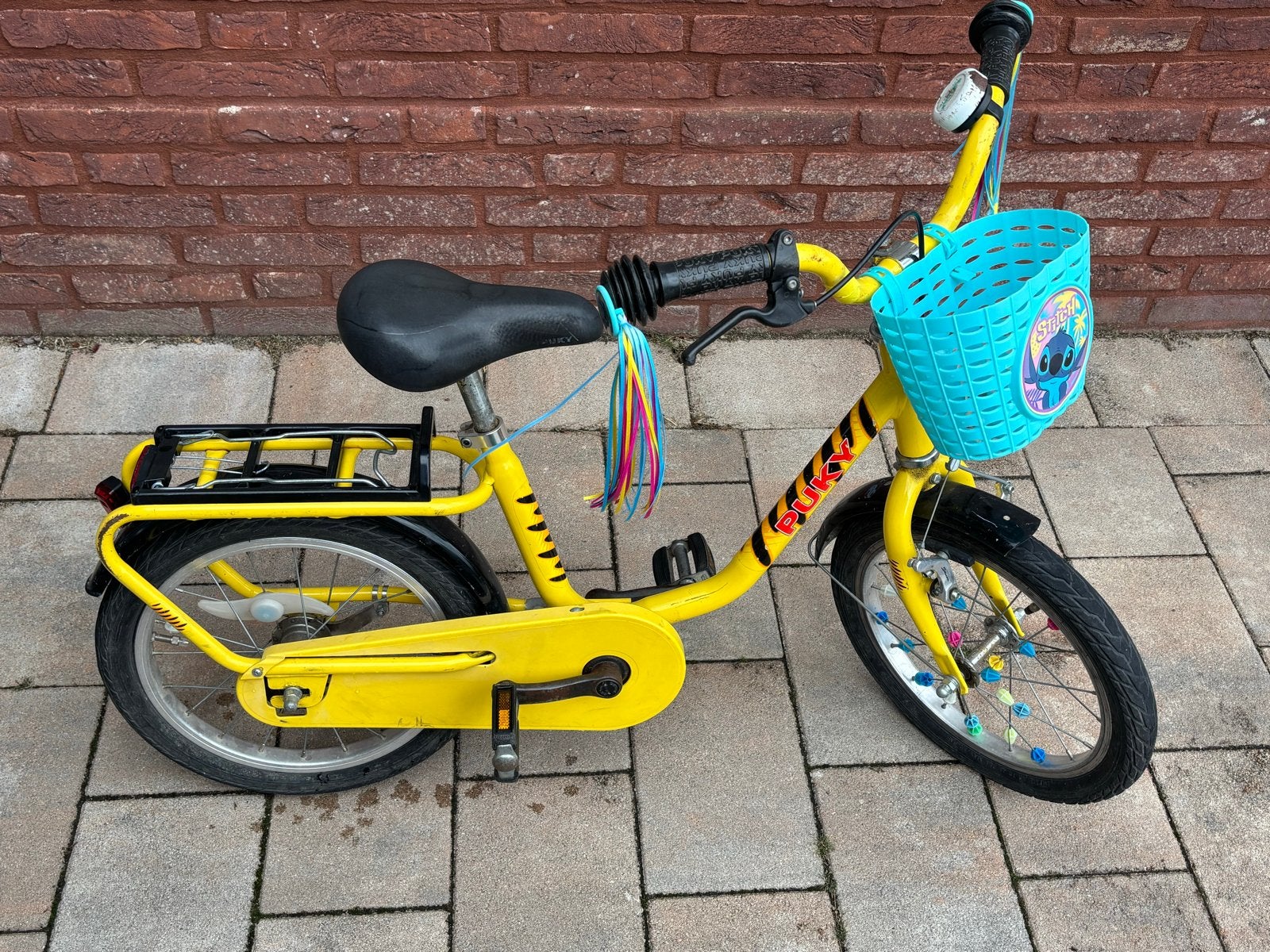 Puky kinderfiets 16 inch - Geel met mandje, Fietsen en Brommers, Ophalen, Gebruikt, Terugtraprem, 16 tot 20 inch
