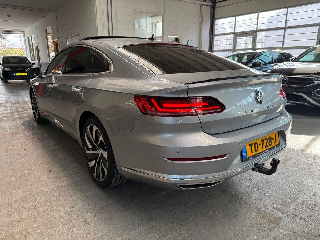 Volkswagen Arteon 2.0 TDI Business R Line Panorama/Leer/Xeno, Arteon, Gebruikt, 4 cilinders, Bedrijf