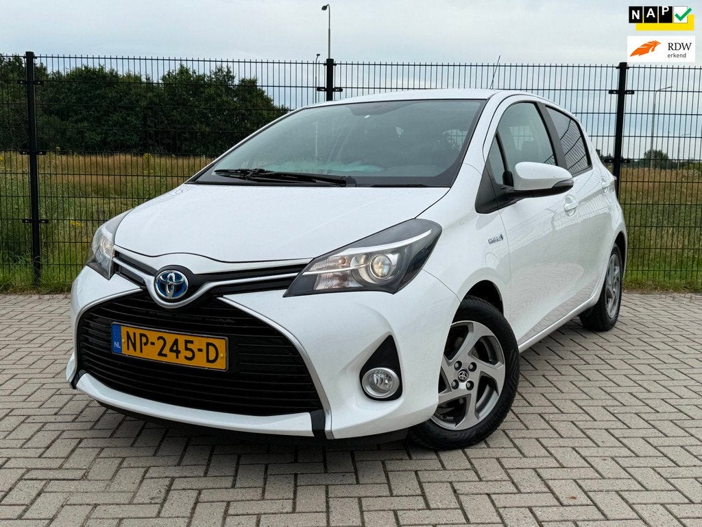 Toyota Yaris 1.5 Hybrid Aspiration | Camera | Trekhaak | Blu, Gebruikt, 4 cilinders, Bedrijf, Hybride Elektrisch/Benzine