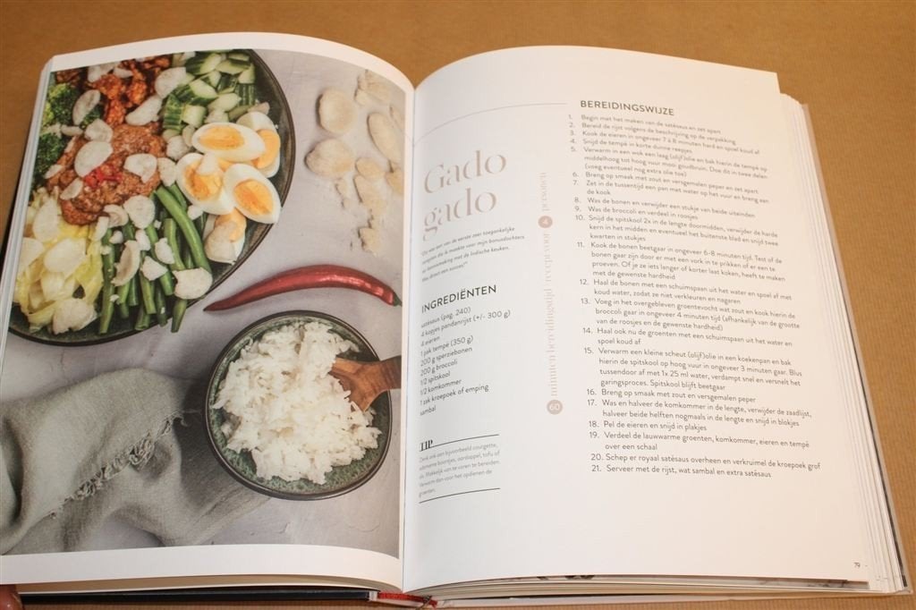 De Smaak van het Leven — Culinair Kookboek, Ophalen of Verzenden, Zo goed als nieuw, Italië