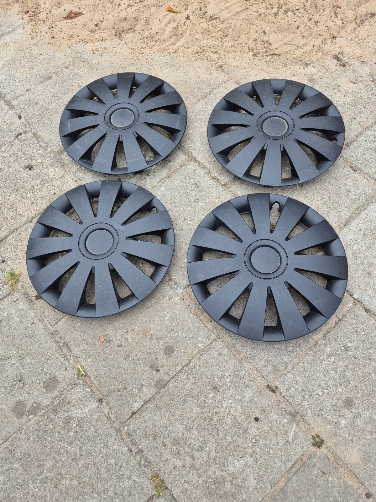 14 inch
Wieldoppen.
Zijn nieuw.ophalen mag altijd .
25 euro, Auto diversen, Wieldoppen, Ophalen of Verzenden, Zo goed als nieuw