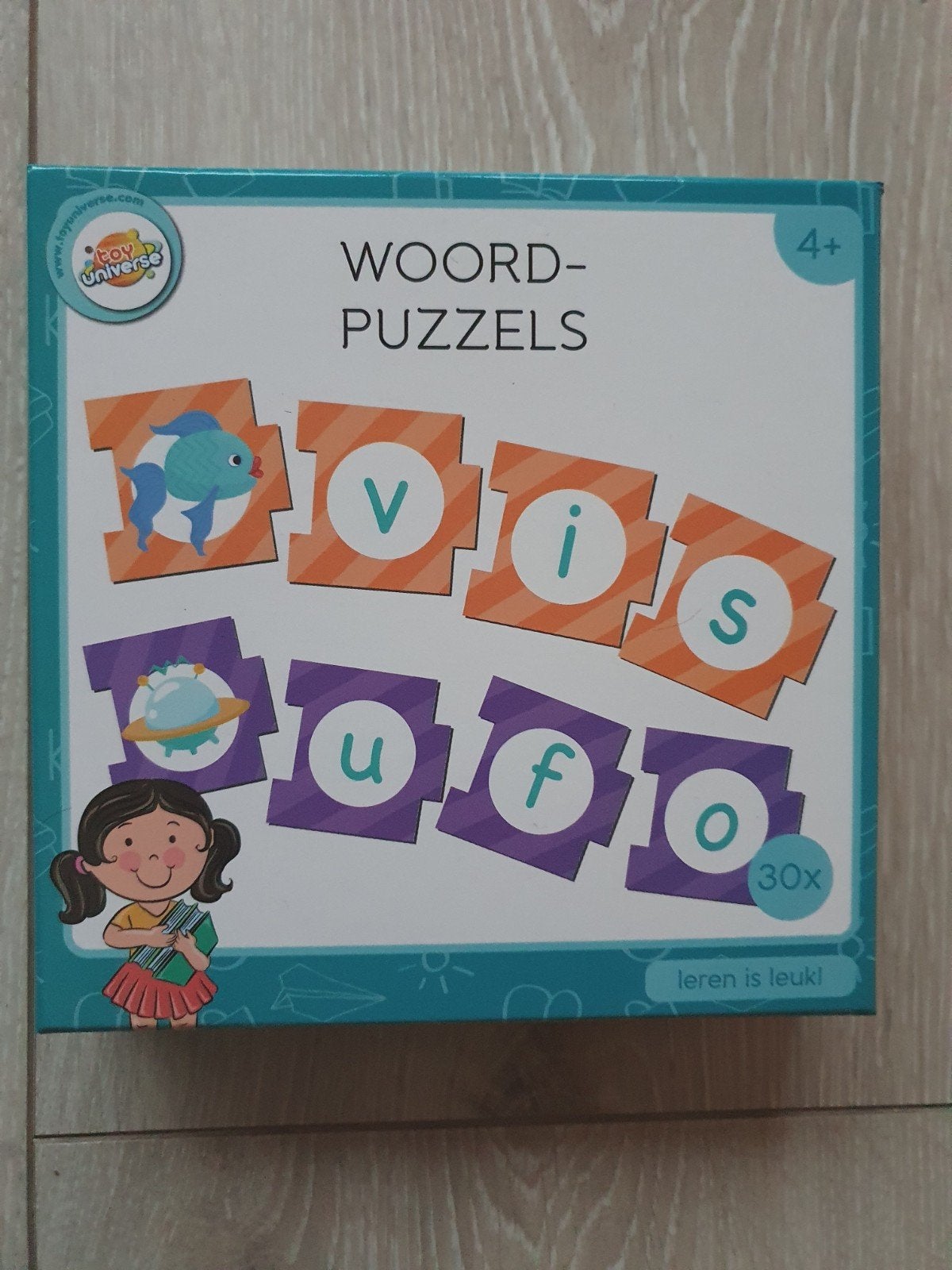 Woordpuzzel 4+ Toy Universe, Ophalen of Verzenden, Zo goed als nieuw, Taal en Lezen