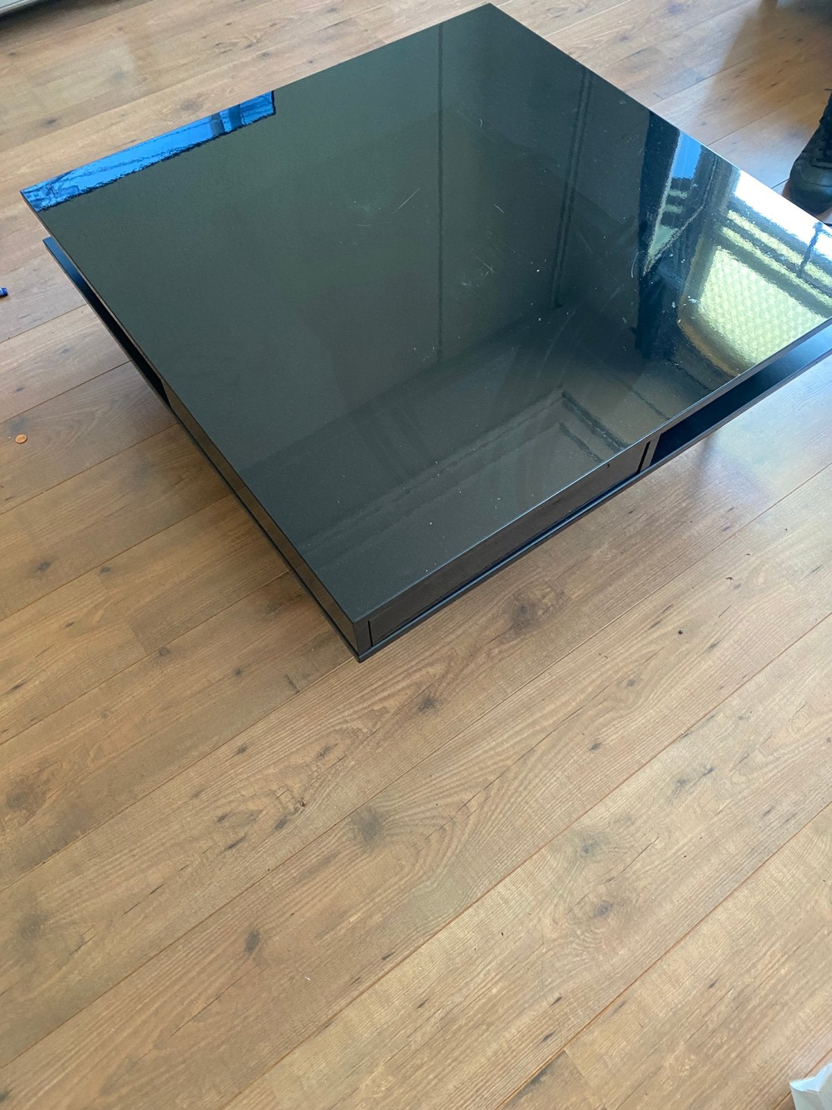Gratis af te halen. Salontafel, Ophalen, 100 tot 150 cm, 50 tot 100 cm, Zo goed als nieuw
