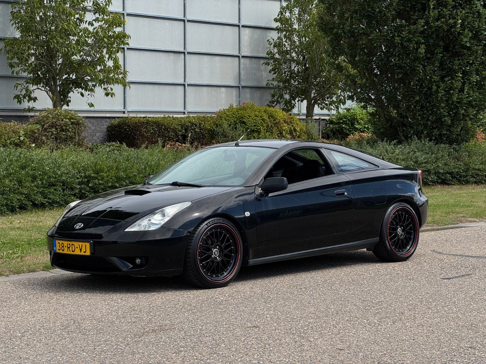 Toyota Celica 1.8 16V Vvti 2005 Zwart, Auto's, 4 stoelen, Origineel Nederlands, 1200 kg, Handgeschakeld