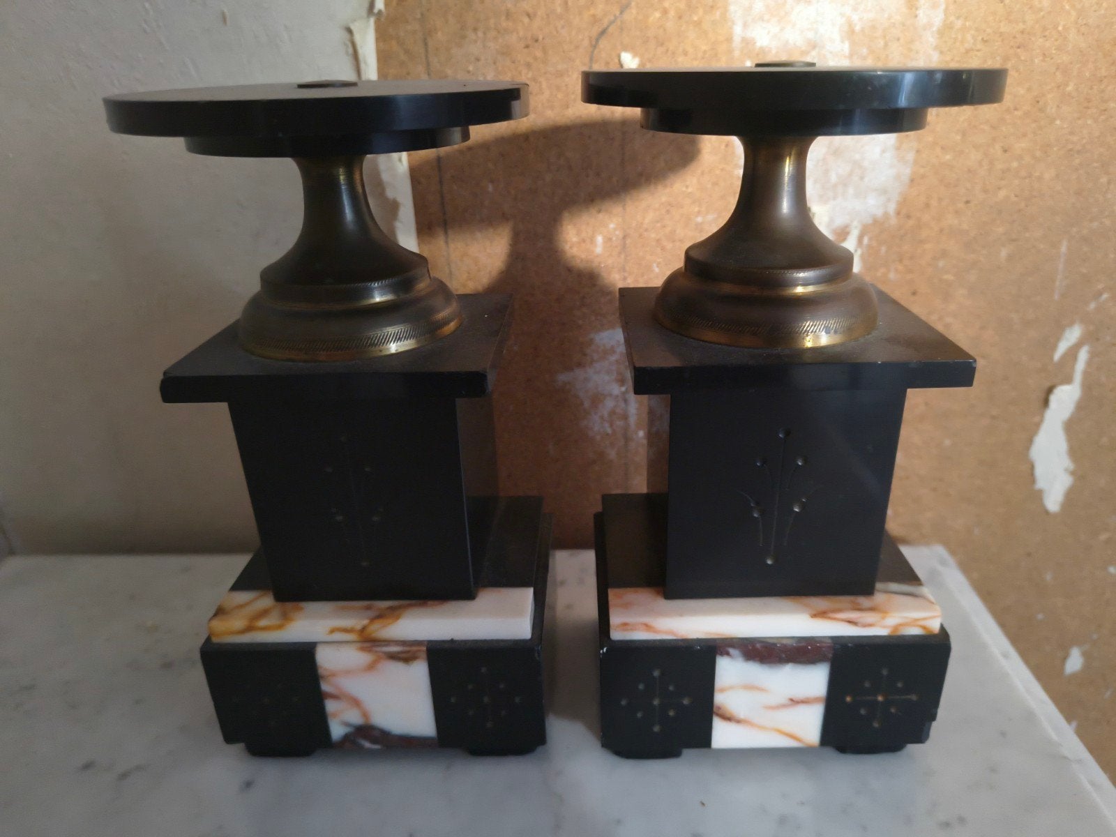 Antieke marmeren en bronzen kandelaars, set van 2, Ophalen of Verzenden, Overige materialen