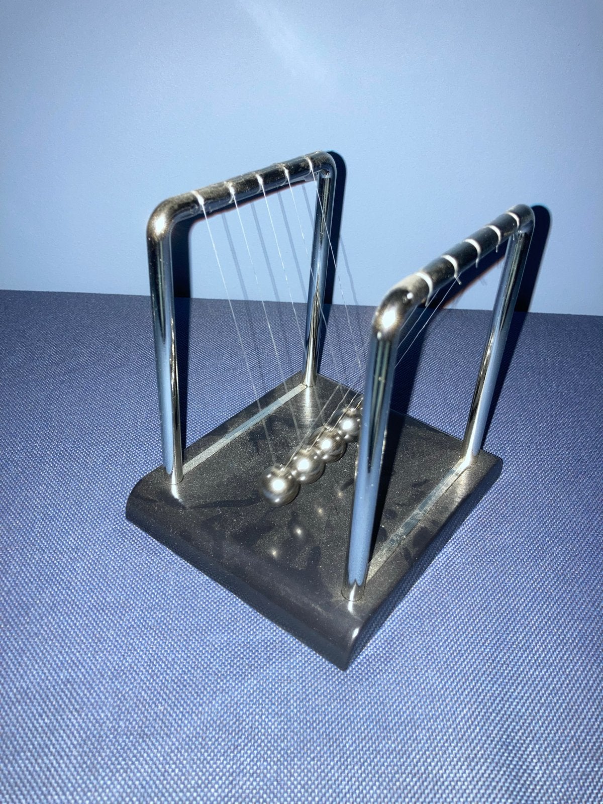 Newton's Cradle - Bureau Decoratie, Gebruikt, Ophalen of Verzenden, Zilver, Metaal