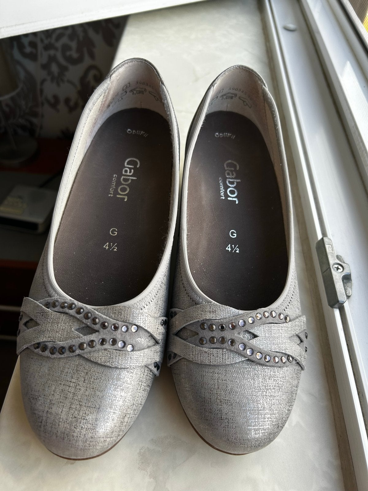 Gabor Comfort Ballerina's - Grijs met studs, Zo goed als nieuw, Grijs, Ballerina's, Ophalen of Verzenden