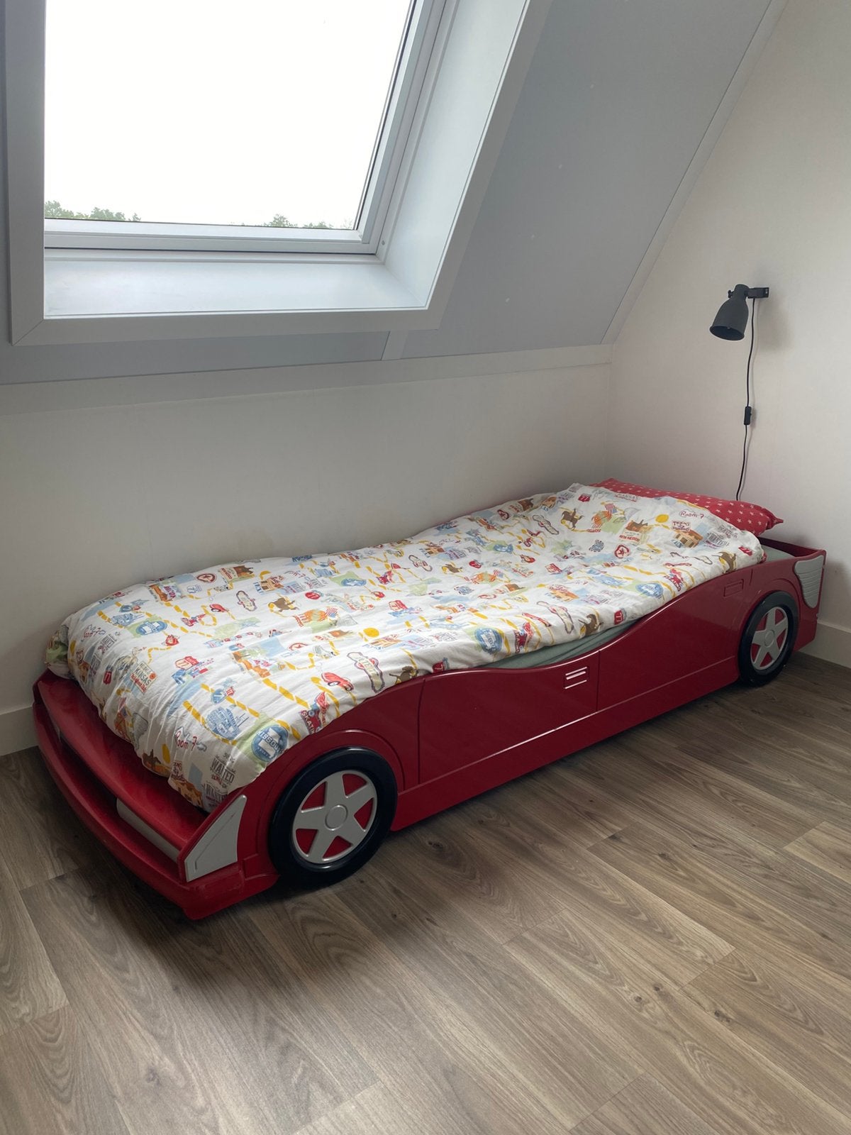 Autobed, jongensbed, Huis en Inrichting, Ophalen, Zo goed als nieuw, Eenpersoons, Hout