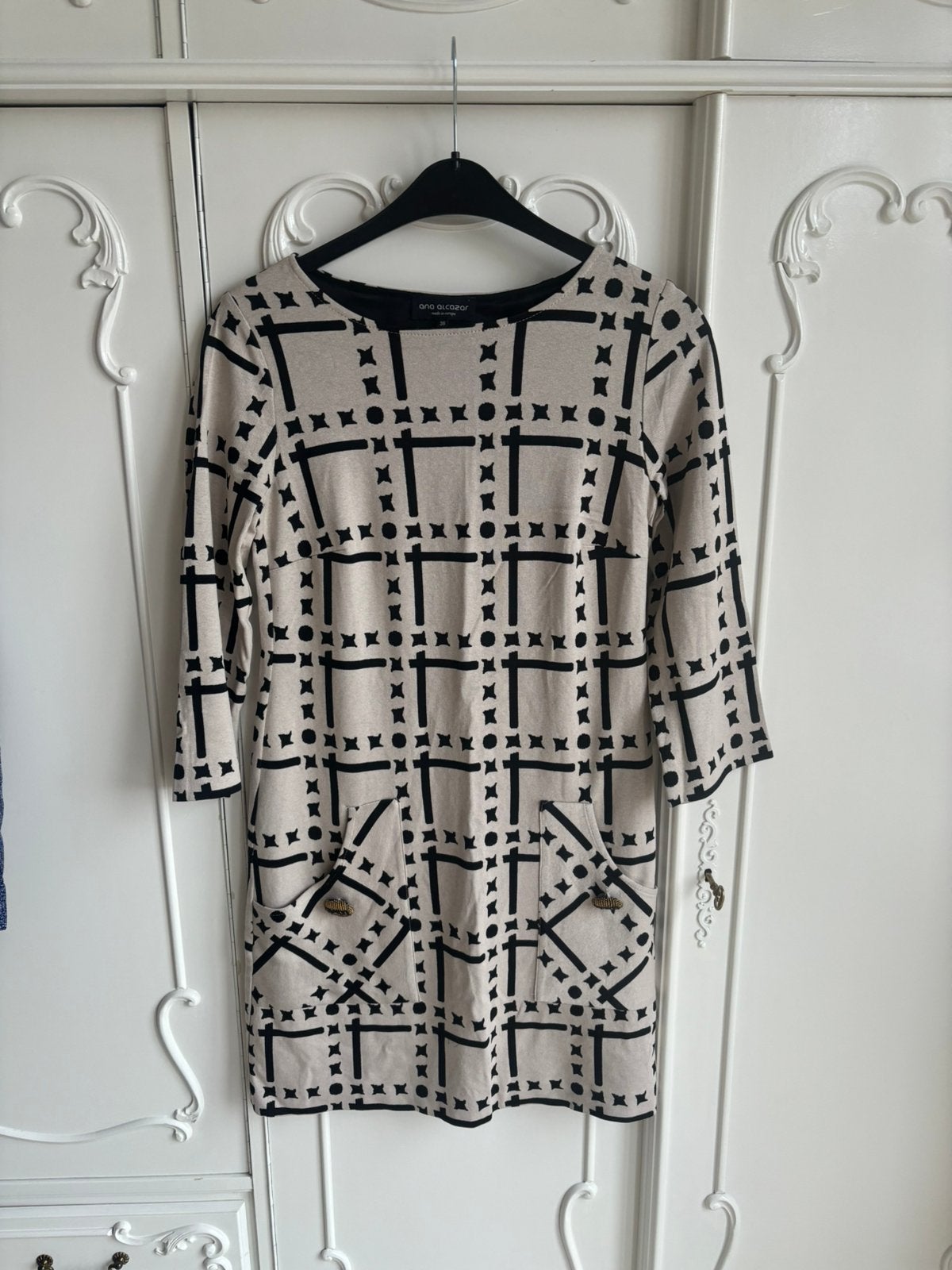 Nieuw jurk merk Ana Alcázar maat 36, Kleding | Dames, Overige kleuren, Nieuw, Ophalen of Verzenden, Knielengte
