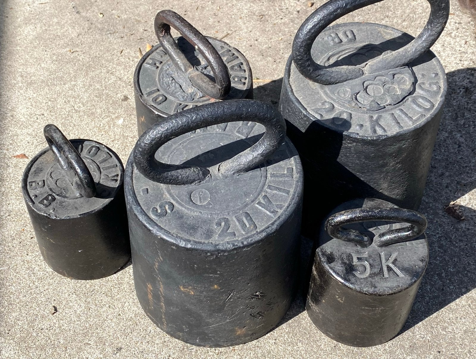 70KG - Prachtige set antieke gietijzeren gewichten, Ophalen