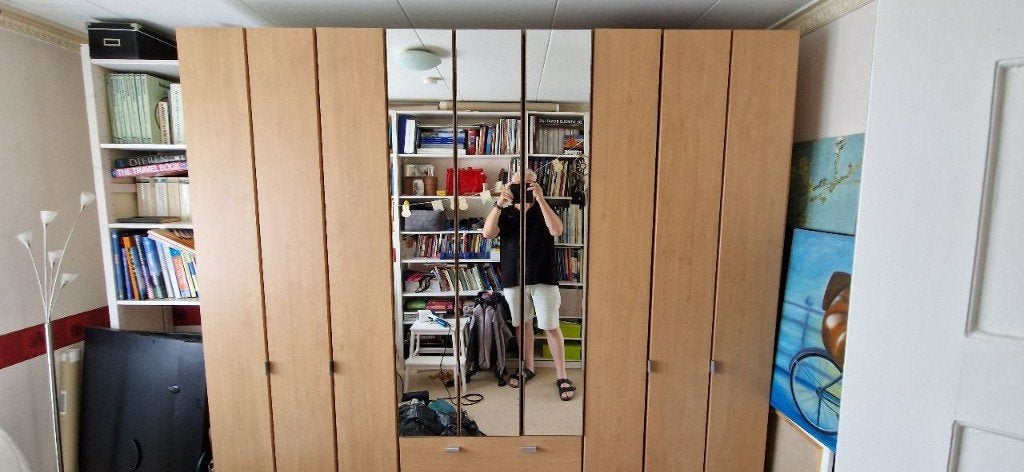 Kledingkast groot met spiegeldeuren GRATIS- direct ophalen, Huis en Inrichting, Kasten | Kledingkasten, Gebruikt, 200 cm of meer