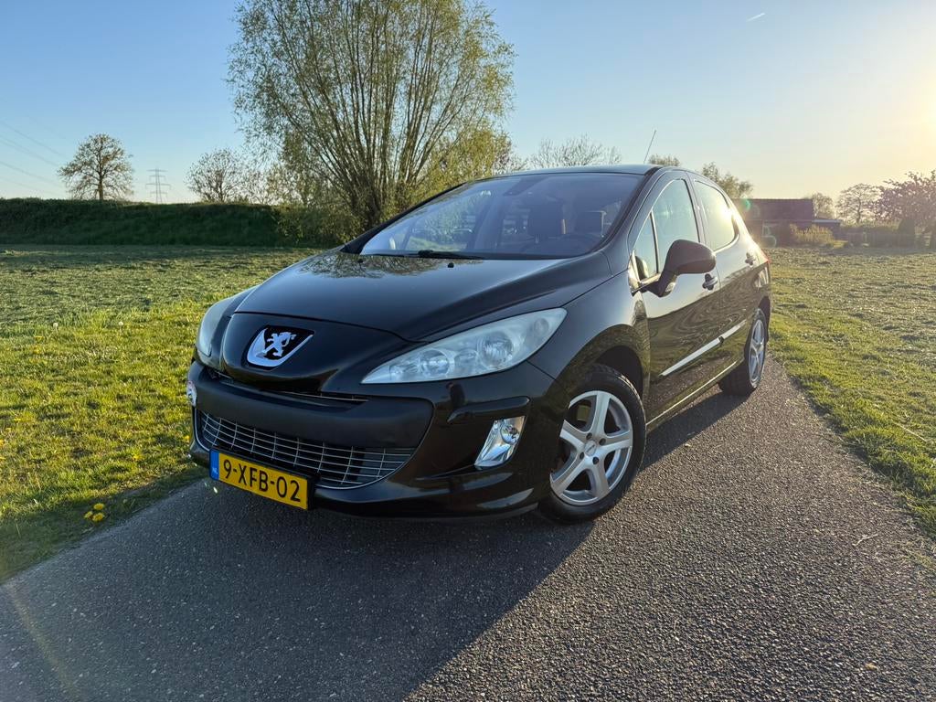 Peugeot 308 1.6 THP 115KW 5-DRS 2010 Zwart nw apk! Pano!!!, Voorwielaandrijving, 15 km/l, 1290 kg, 1650 kg