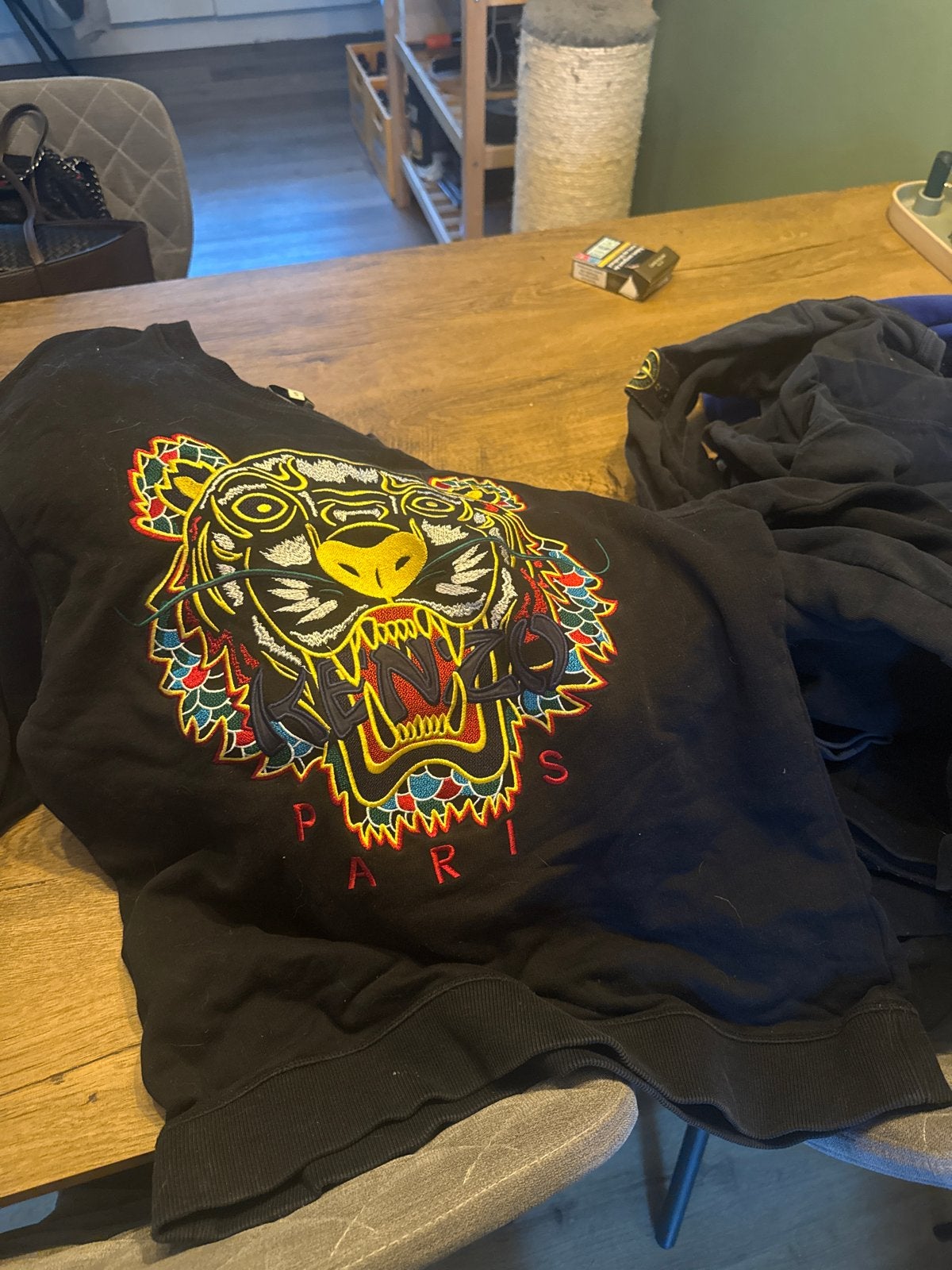 Kenzo Paris en andere diverse truien allemaal voor 20, Ophalen, Gedragen, Maat 48/50 (M), Zwart