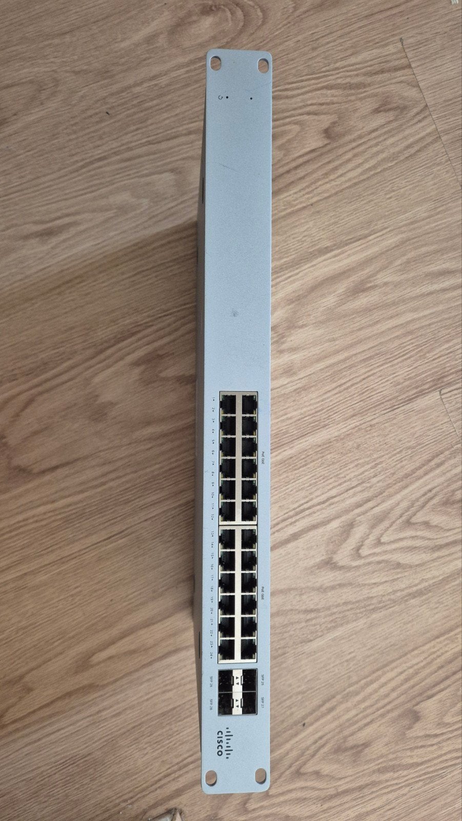 Cisco Meraki MS120-24P Cloud Managed Switch, Computers en Software, Netwerk switches, Ophalen of Verzenden