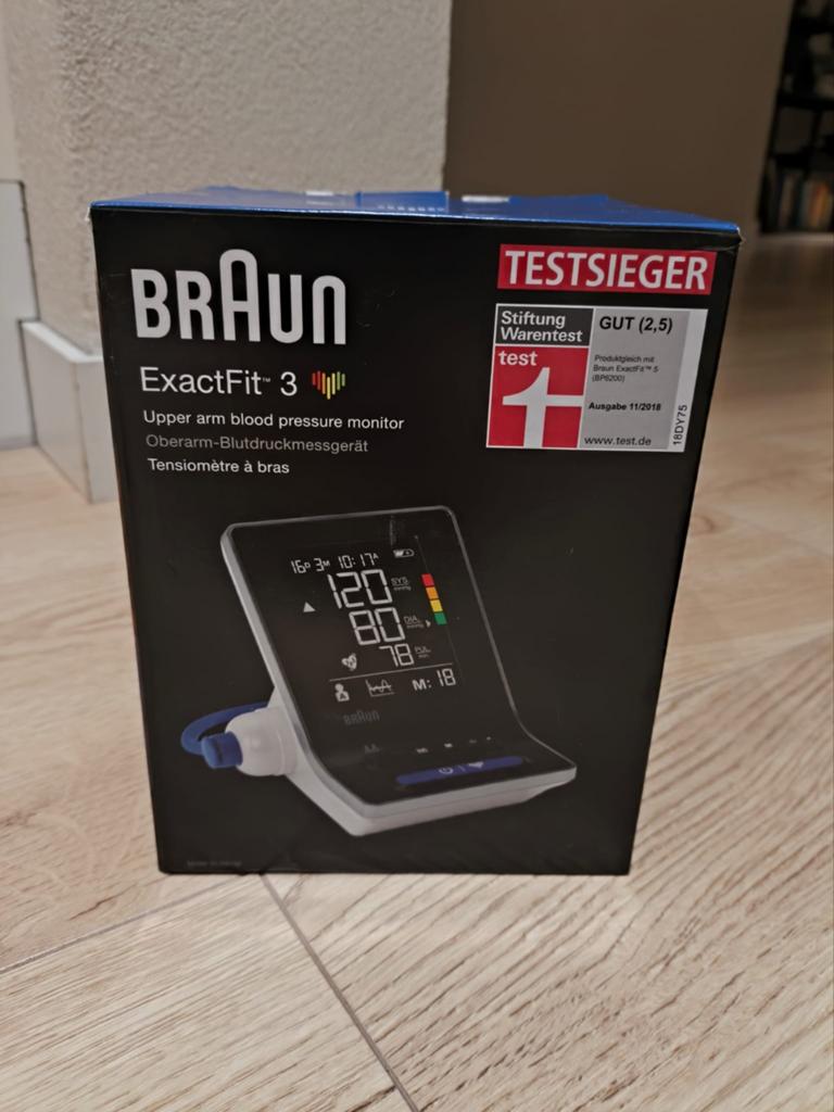 Braun ExactFit 3 bovenarm bloeddrukmeter, Ophalen of Verzenden, Zo goed als nieuw, Overige typen