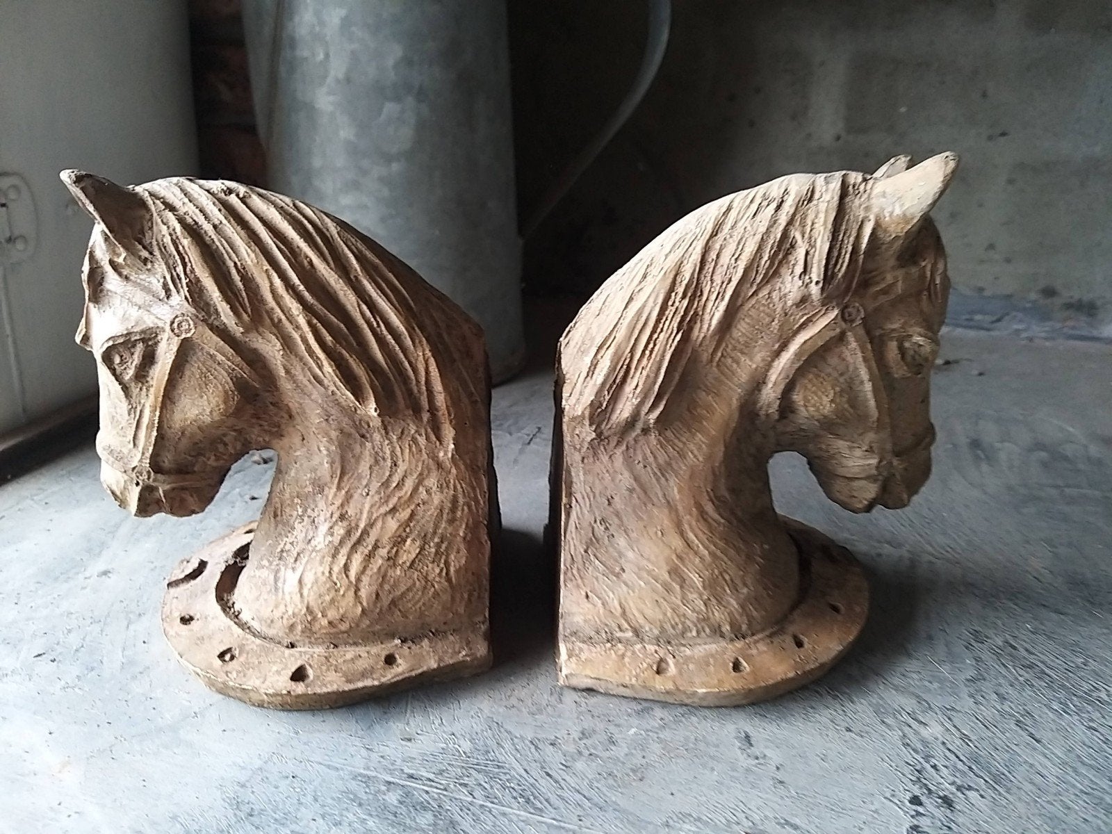 oude houten paardenhoofden boekensteunen, Ophalen of Verzenden
