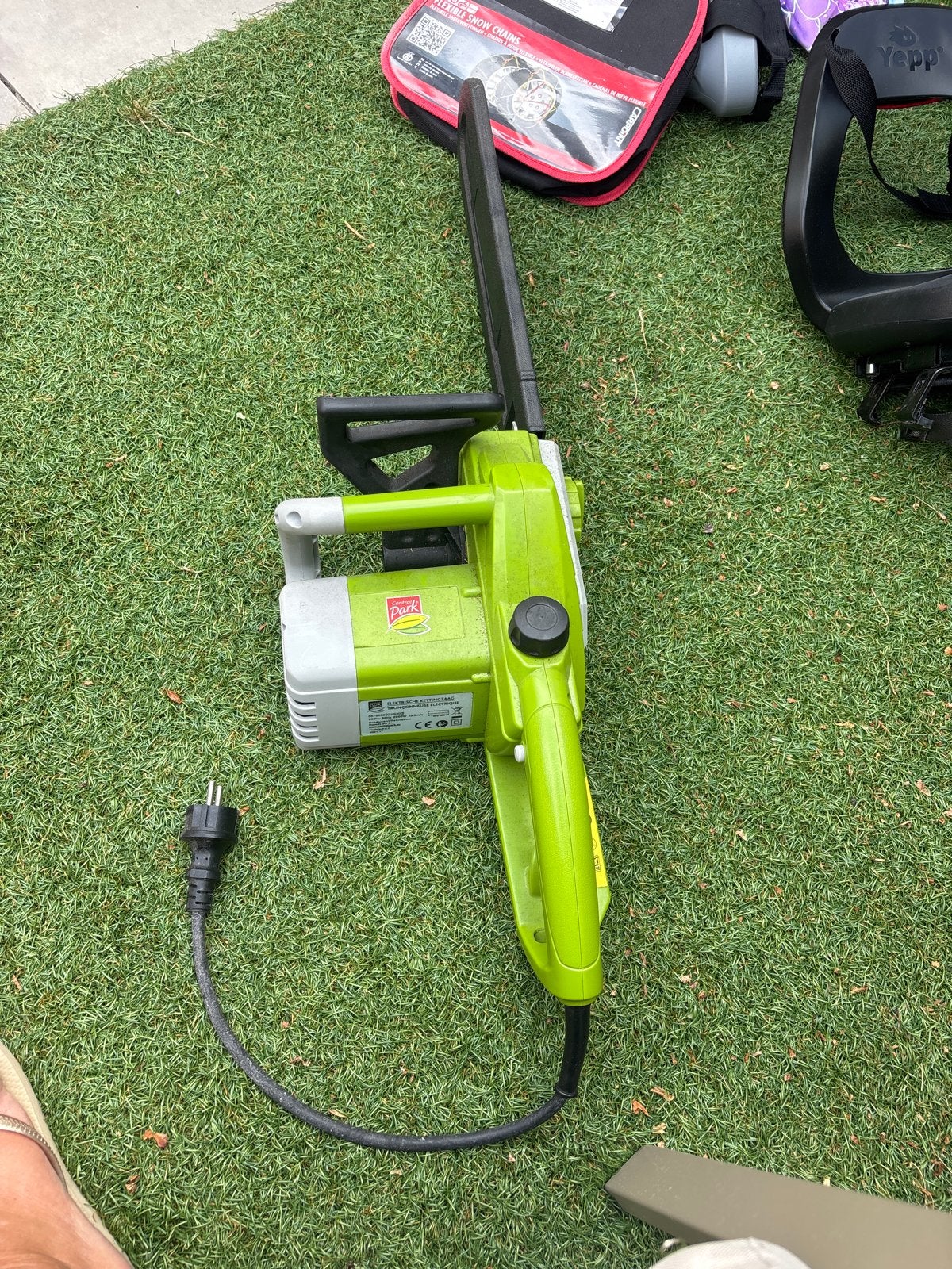 Elektrische kettingzaag Central Park - Slechts één keer gebr, 70 mm of meer, Kettingzaag, Ophalen of Verzenden, Zo goed als nieuw